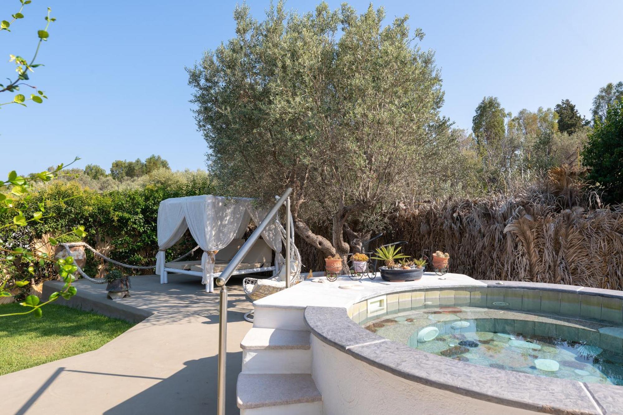 Elefteria Apts & Suites Kolymbia Exterior foto