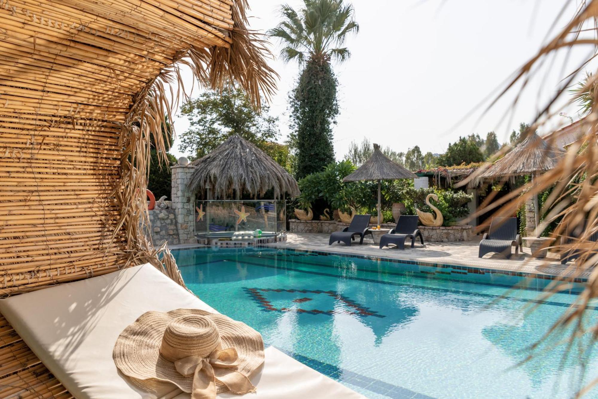Elefteria Apts & Suites Kolymbia Exterior foto